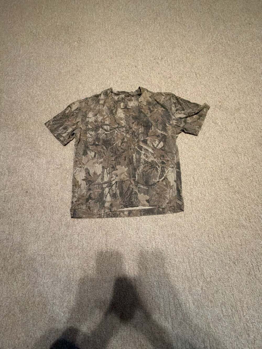 Hollister Camo Leaf Pattern Short Sleeve T-Shirt